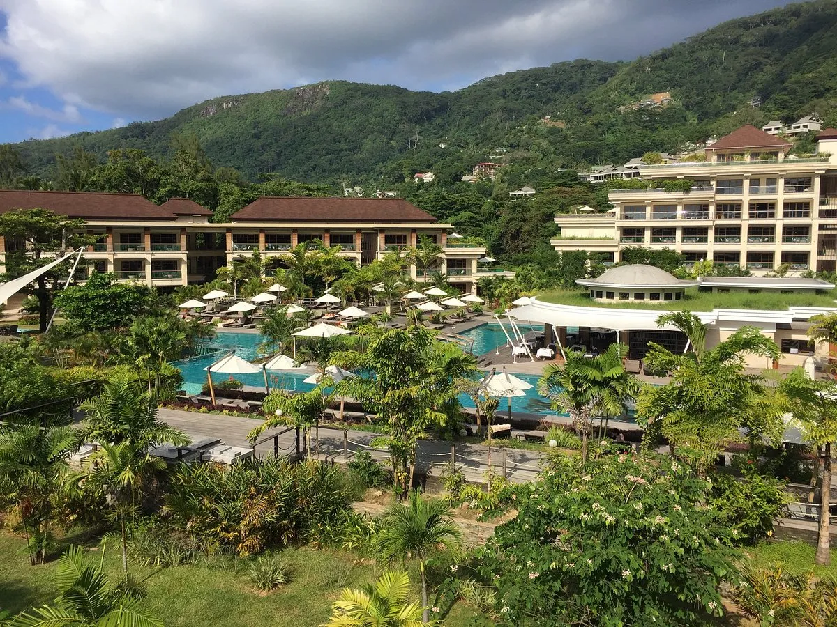 Casino evening planning around resort dinner and music